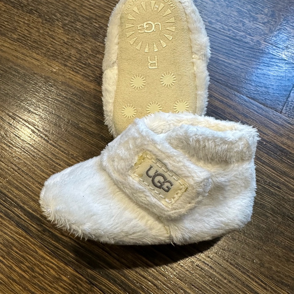UGG Baby Booties - Cream
